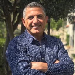 Portrait of Cezar Mansour